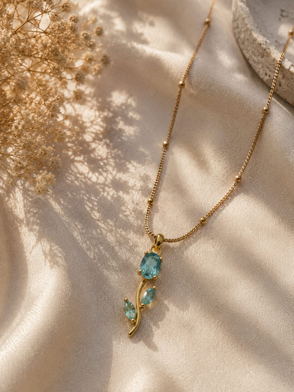 Tulip Necklace