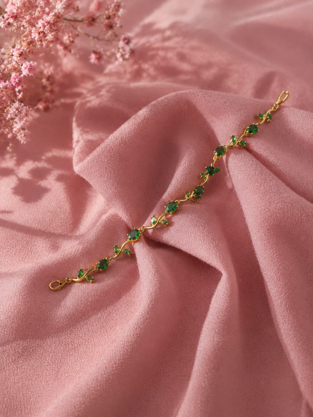 Tulip Bracelet – Elegant Floral Charm Bracelet for Women